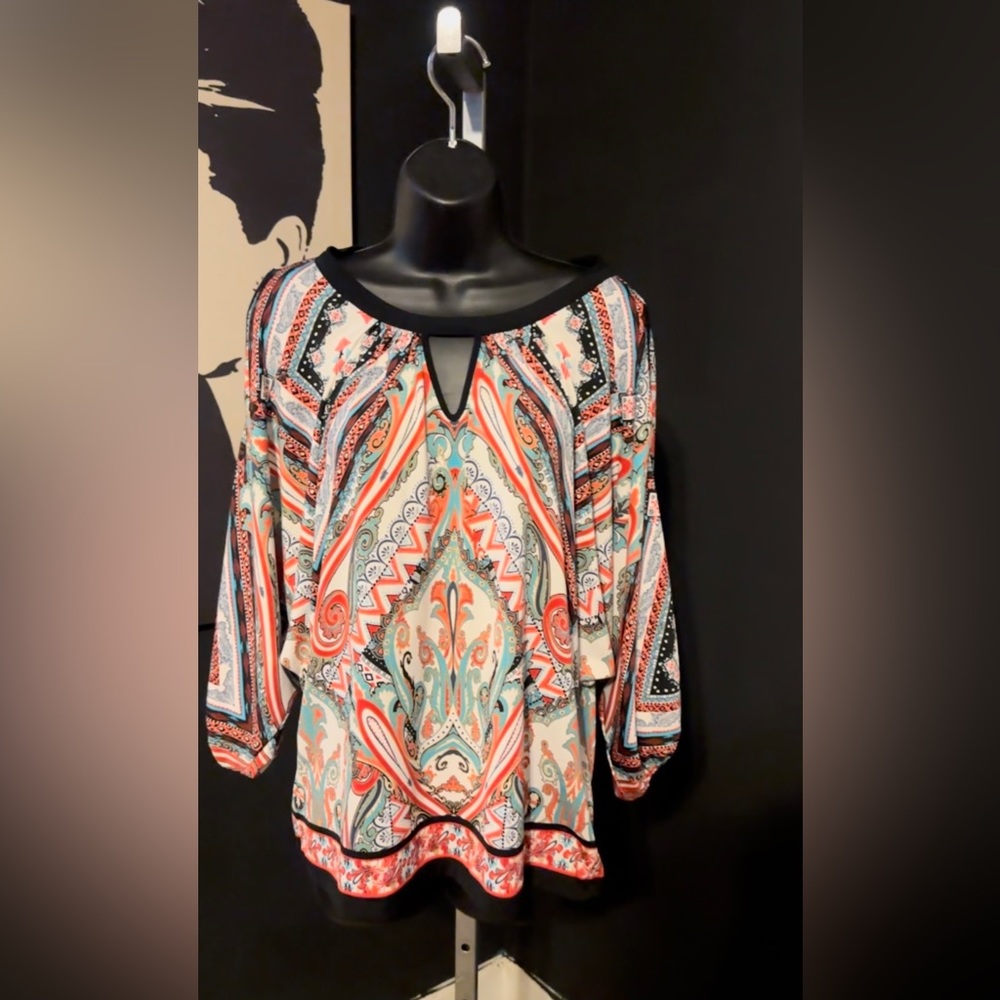 ECI New York Colorful long sleeve top